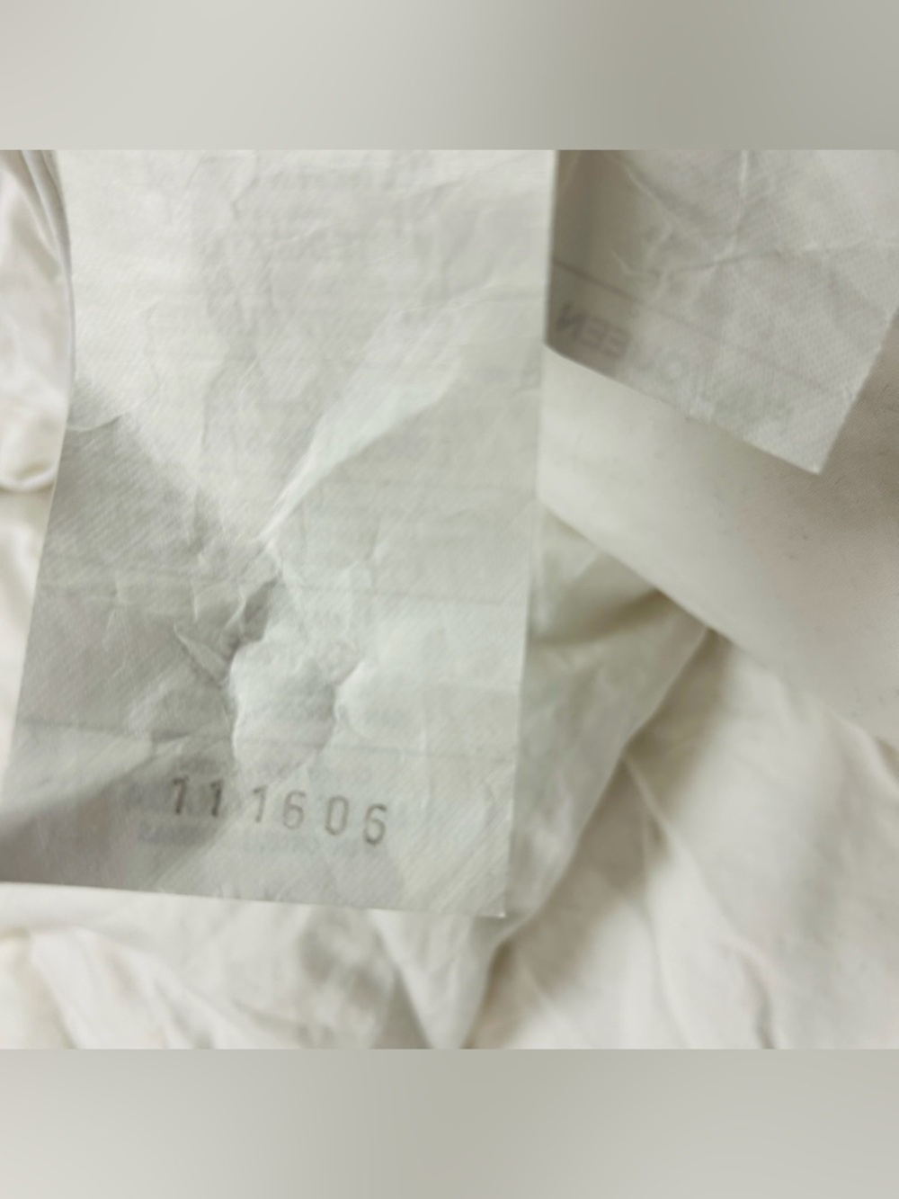 QUINCE Premium Down Comforter Full/Queen 7273 - Picture 7 of 10